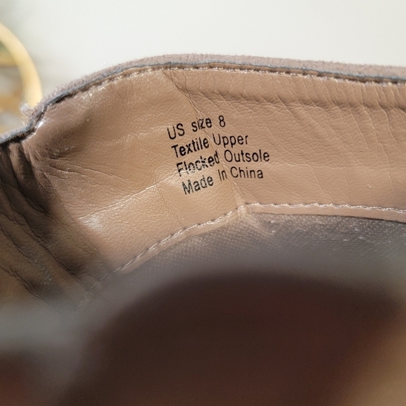 Very Volatile Vegan Leather Ankle Boots Size 8 - Picture 13 of 15